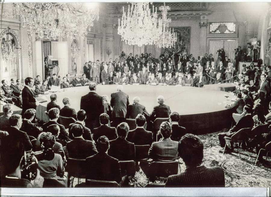 Hội trường ký kết hiệp định Paris
