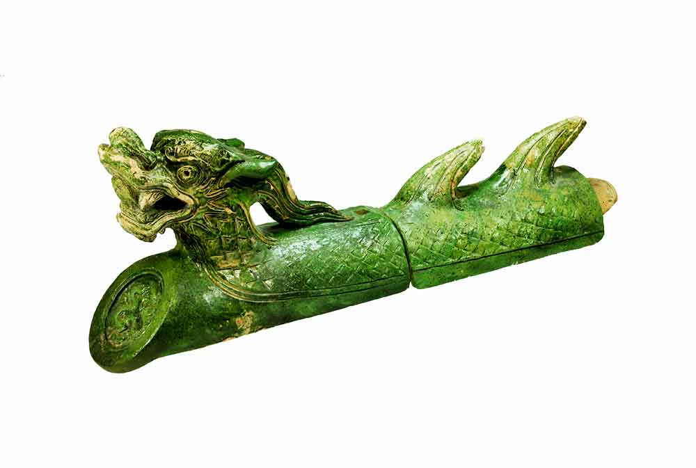 a-dragon-shaped-green-enamel-tile